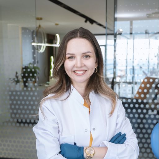 Dr. Sophie Lambert – Dentiste