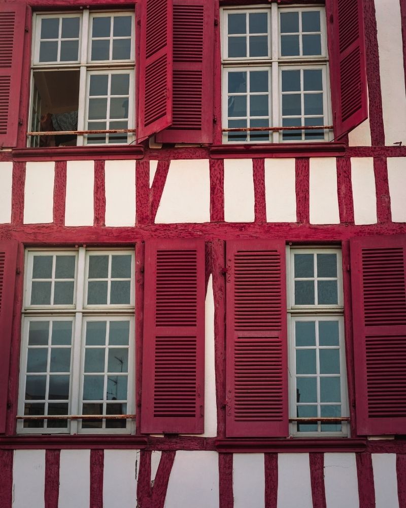 Vue du Pays Basque - côte et montagnes